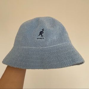 Bucket hat